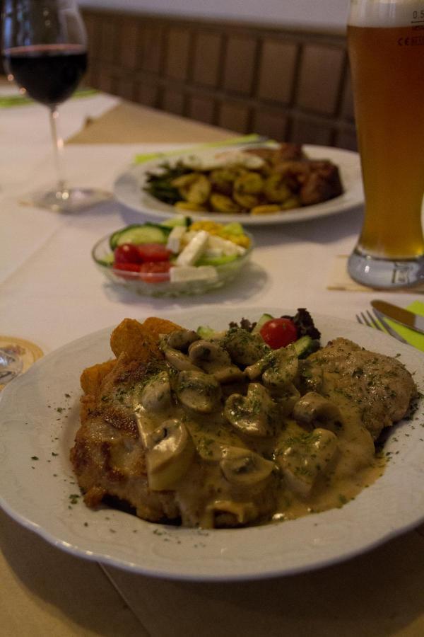 Hotel-Restaurant Kolpinghaus Lingen Exteriör bild